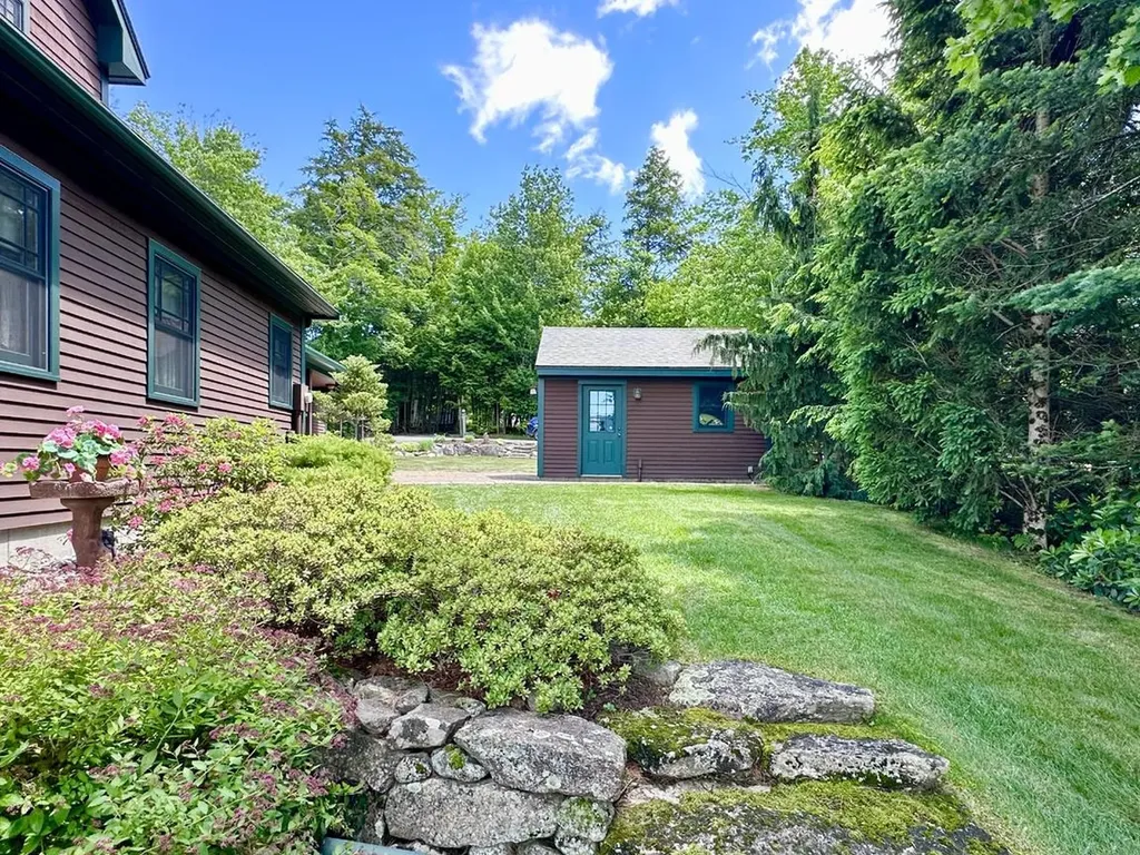 203 Shore N Drive Bridgewater NH 03222