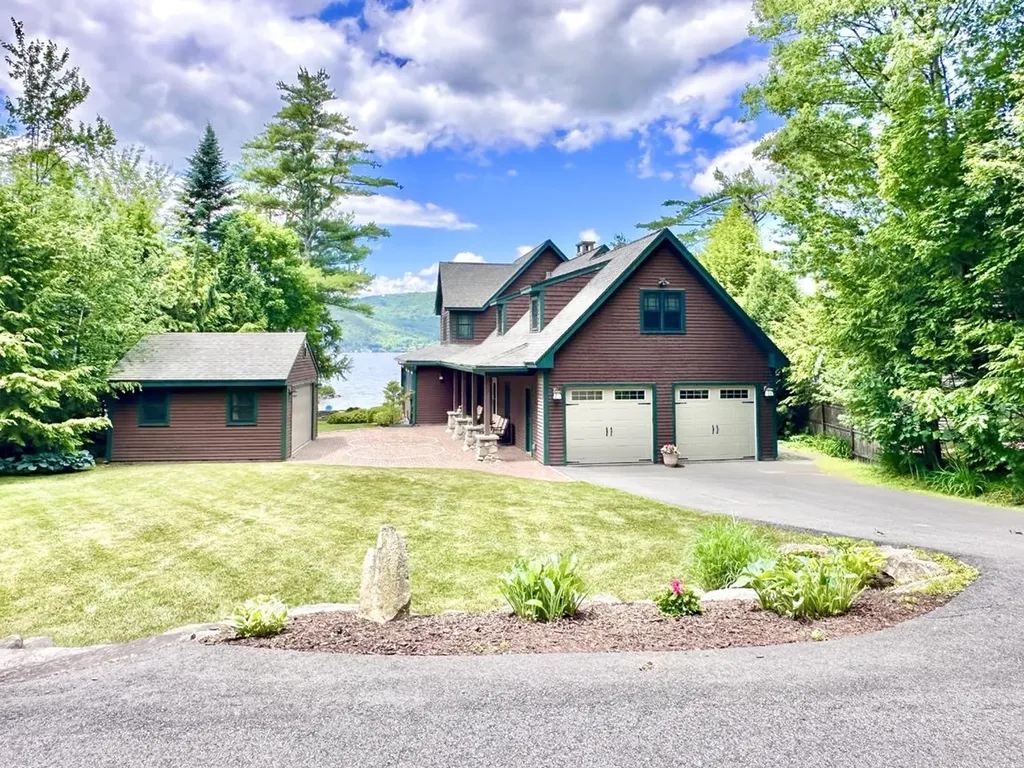 203 Shore N Drive Bridgewater NH 03222