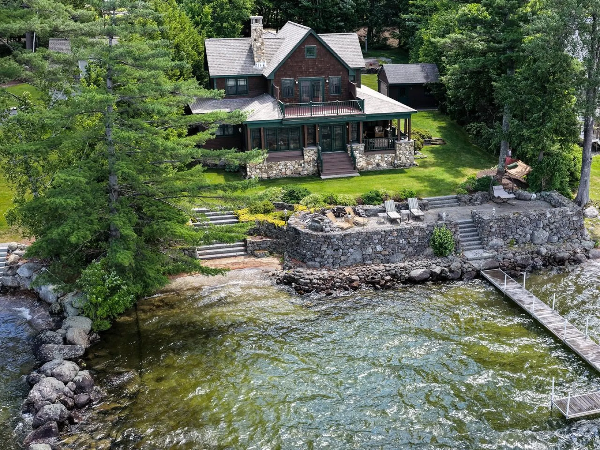 Bridgewater NH, 203 Shore N Drive