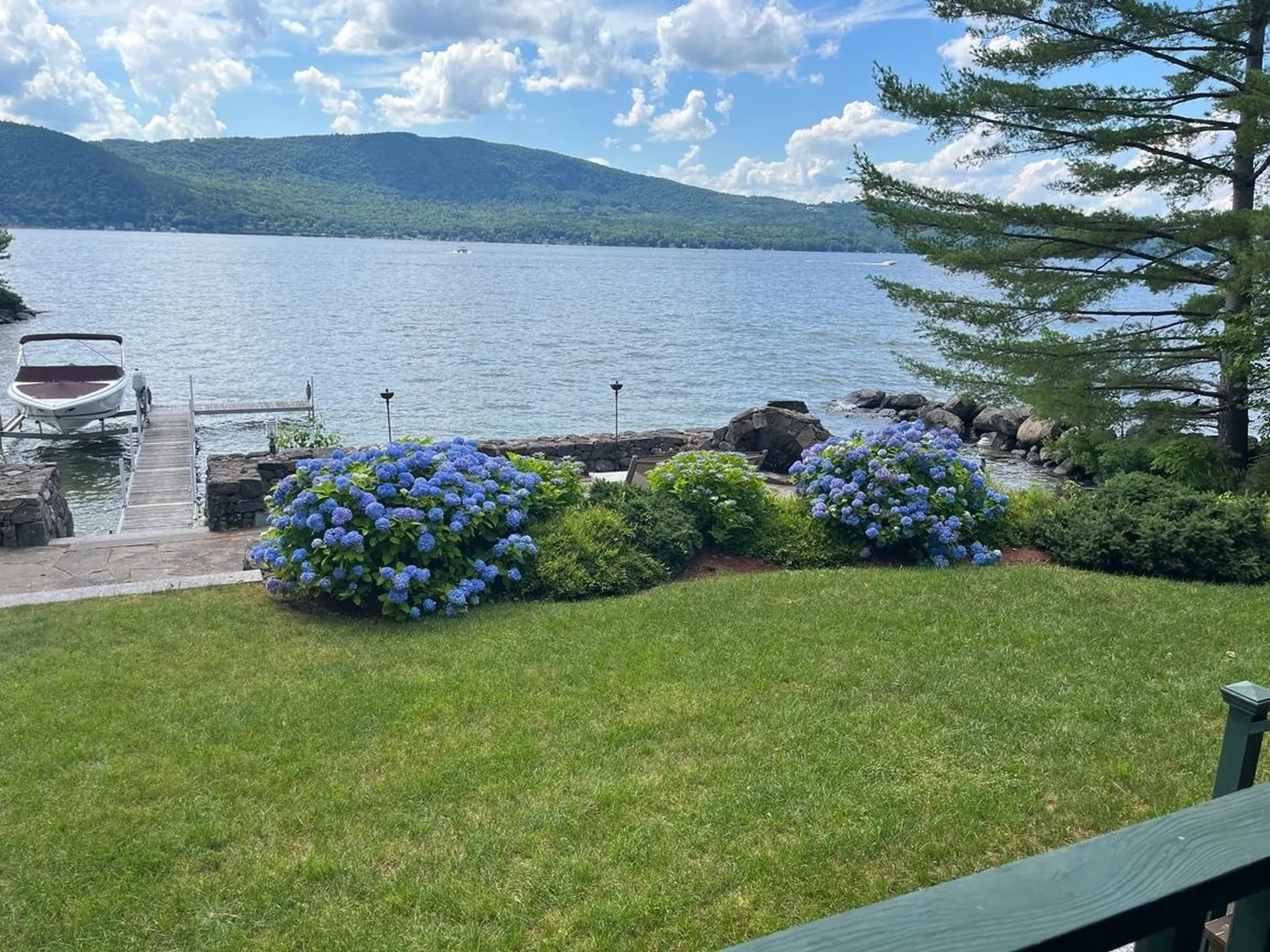 203 Shore N Drive Bridgewater NH 03222