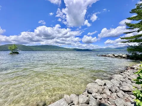 203 Shore N Drive Bridgewater NH 03222
