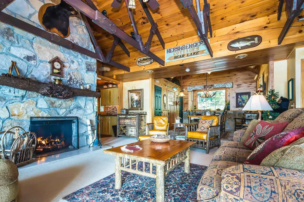 289 Ledgemere Point Hubbardton VT 05732