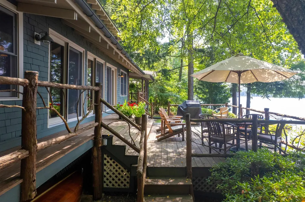289 Ledgemere Point Hubbardton VT 05732