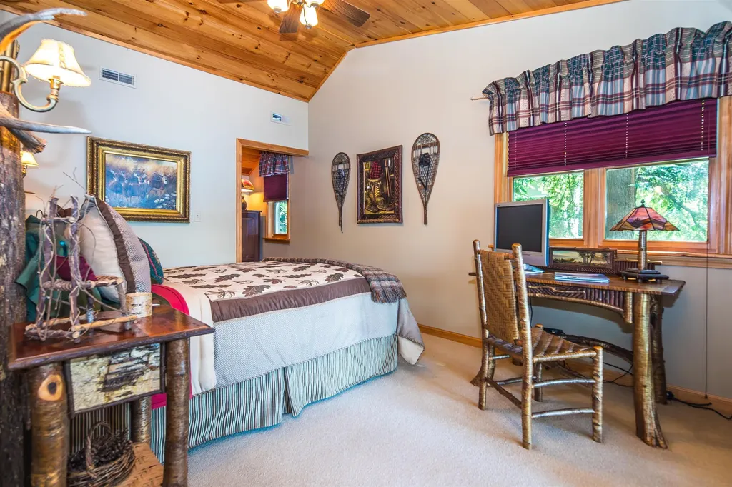289 Ledgemere Point Hubbardton VT 05732