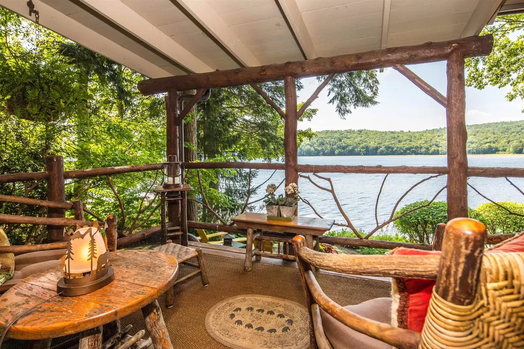 289 Ledgemere Point Hubbardton VT 05732