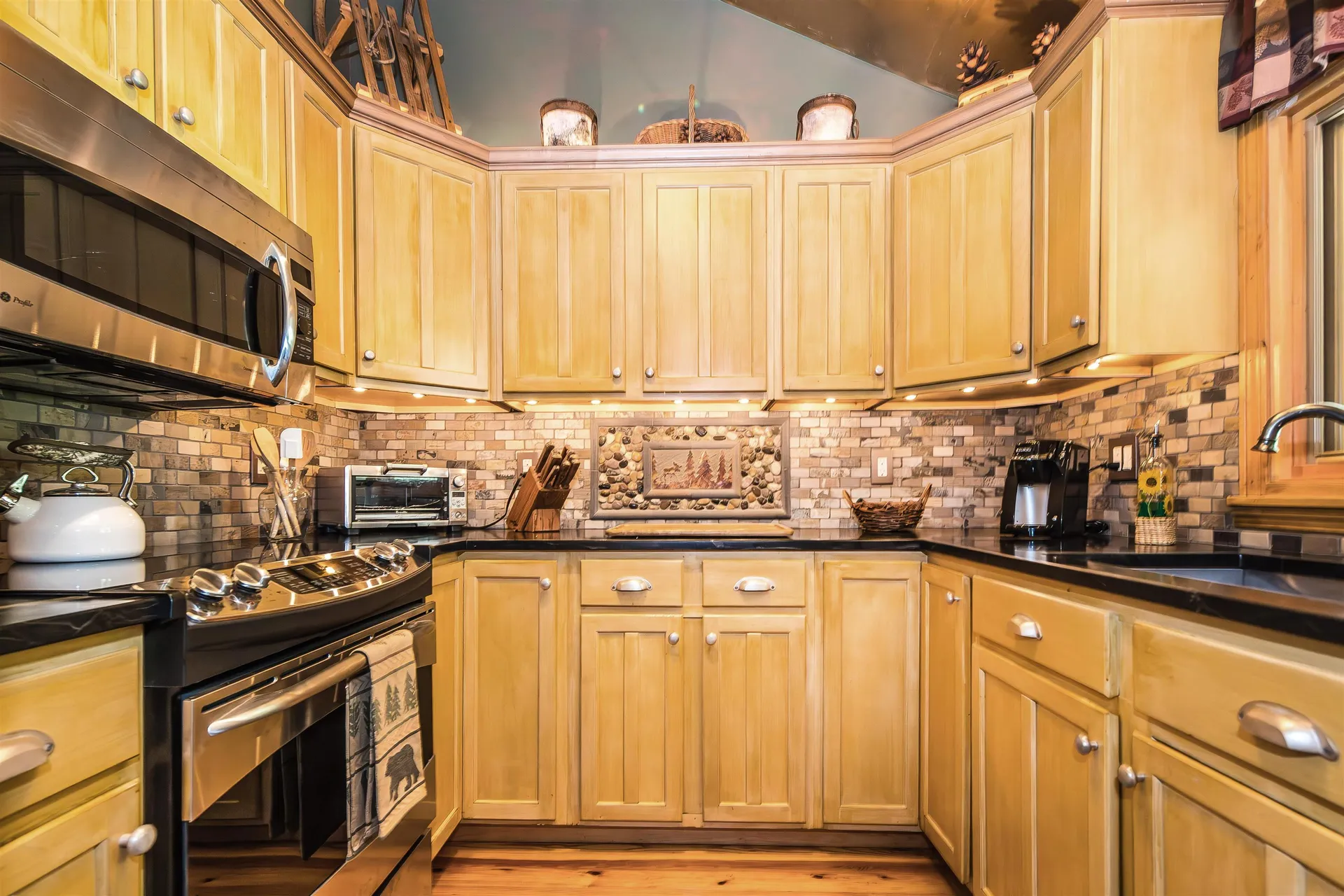 289 Ledgemere Point Hubbardton VT 05732