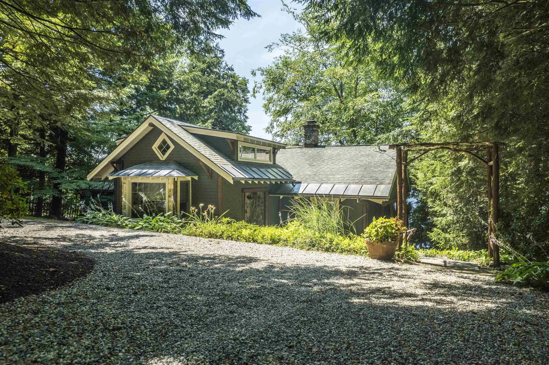 289 Ledgemere Point Hubbardton VT 05732