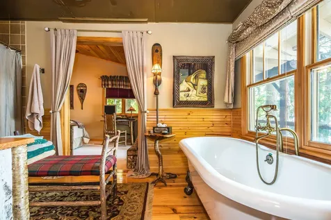 289 Ledgemere Point Hubbardton VT 05732
