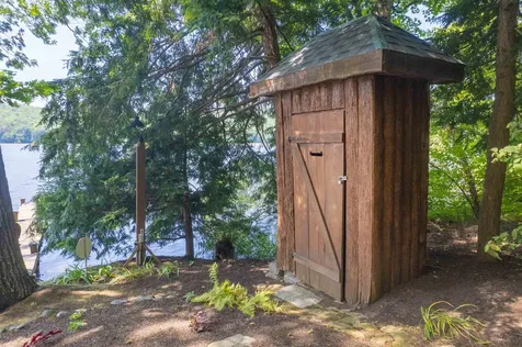 289 Ledgemere Point Hubbardton VT 05732