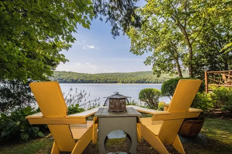 289 Ledgemere Point Hubbardton VT 05732