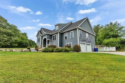 297 Merritt Nyberg Lane Manchester NH 03104
