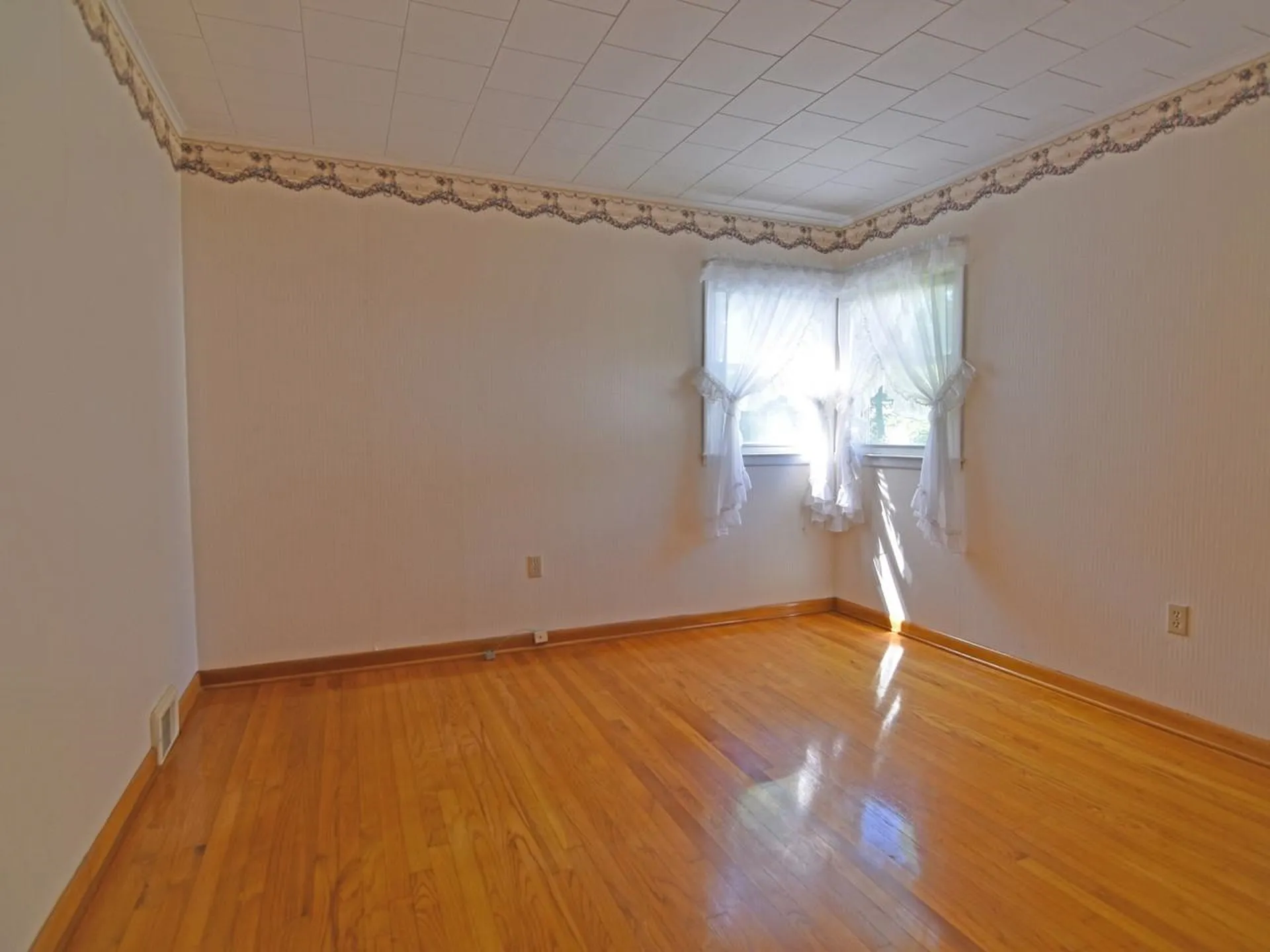 2 Murray Road Essex Junction VT 05452