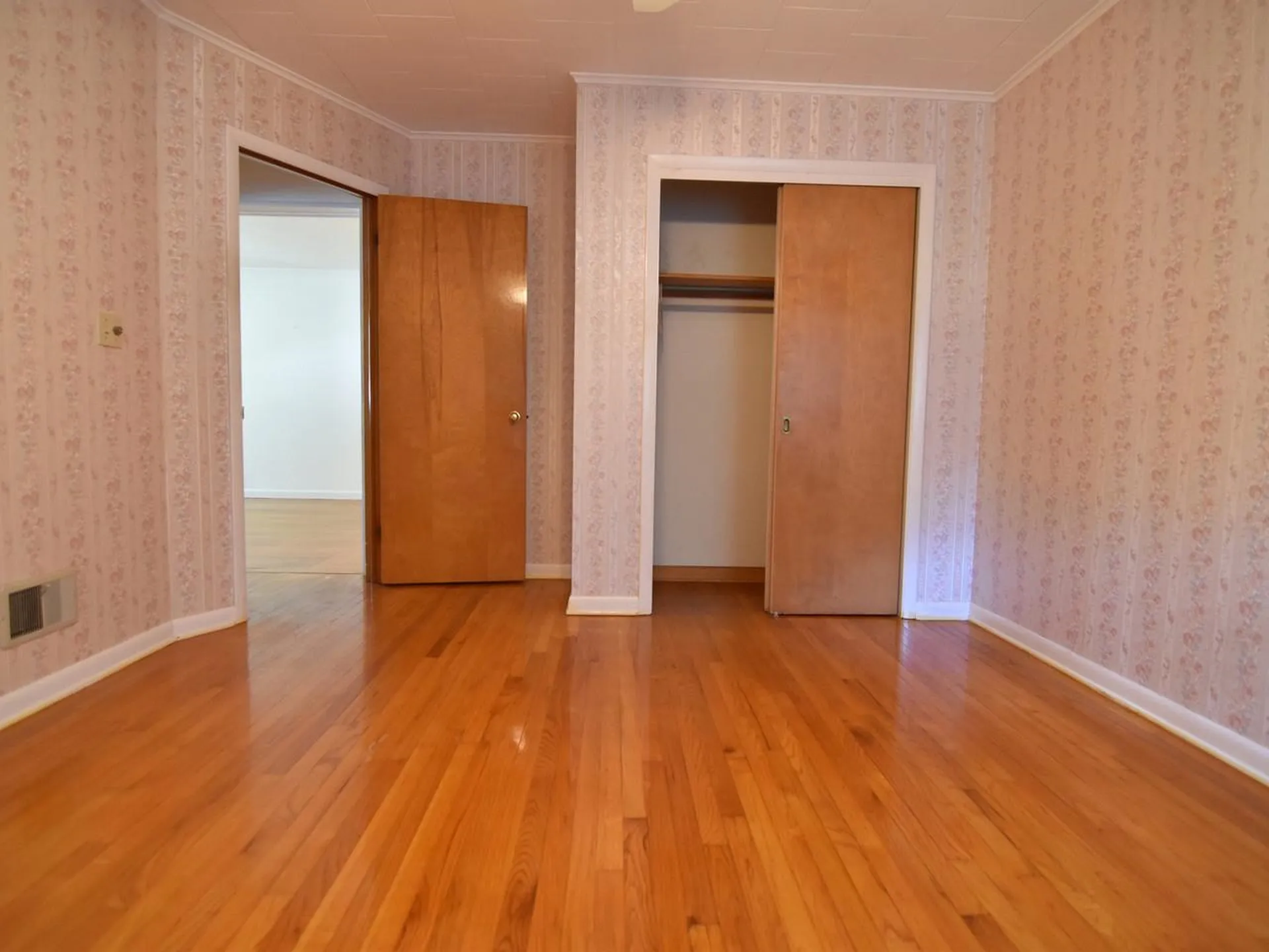 2 Murray Road Essex Junction VT 05452