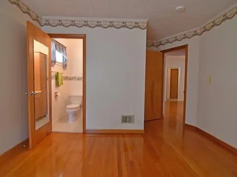 2 Murray Road Essex Junction VT 05452