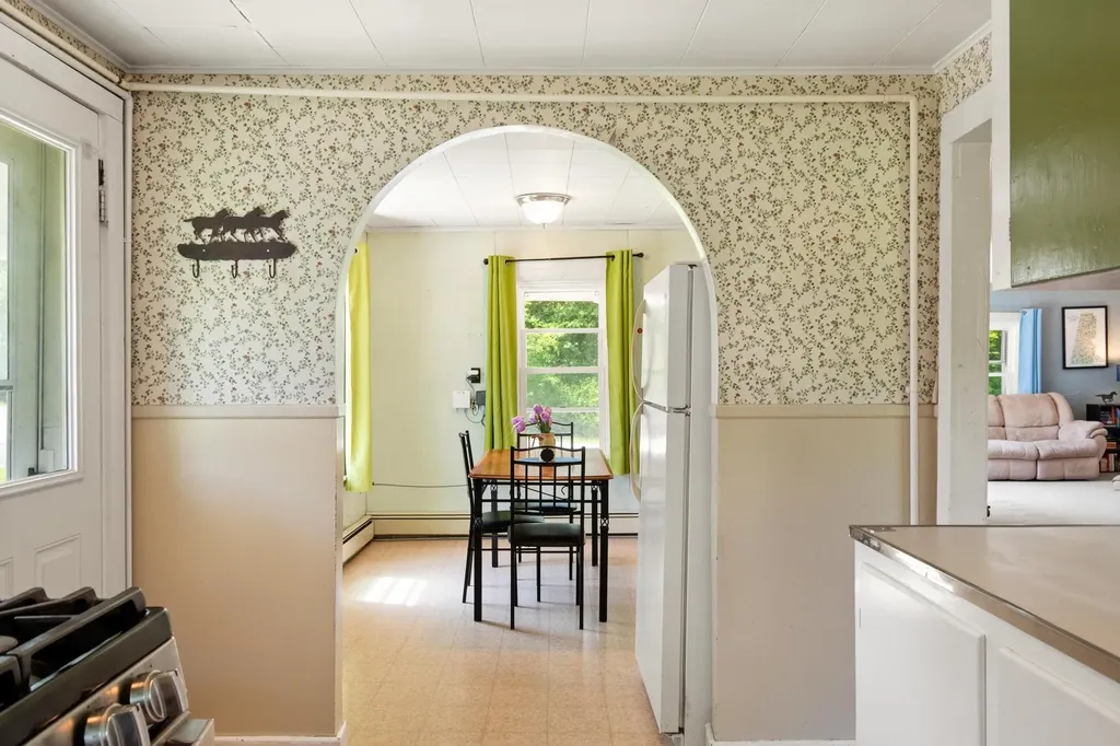 579 Crown Point Road Bridport VT 05734