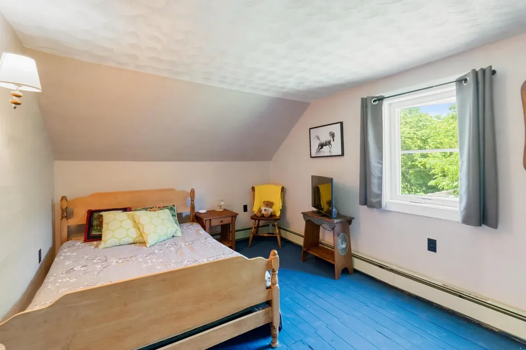 579 Crown Point Road Bridport VT 05734