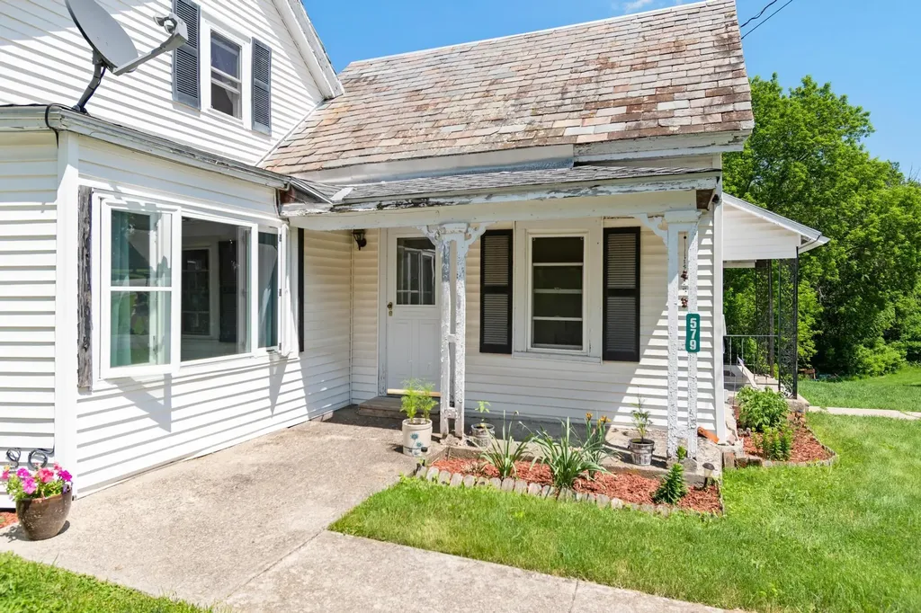579 Crown Point Road Bridport VT 05734