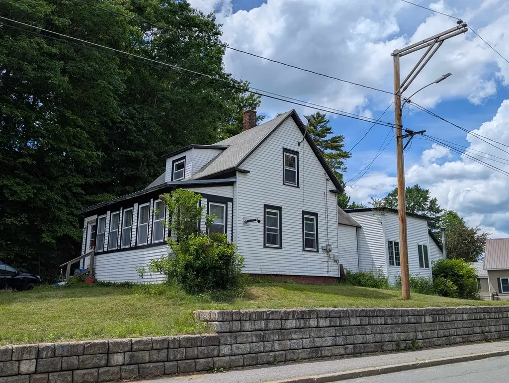 12 Water Street Lancaster NH 03584