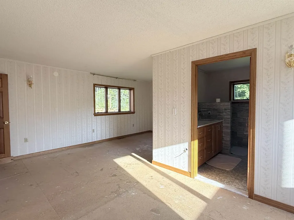 498 Town Line Road Bennington VT 05201