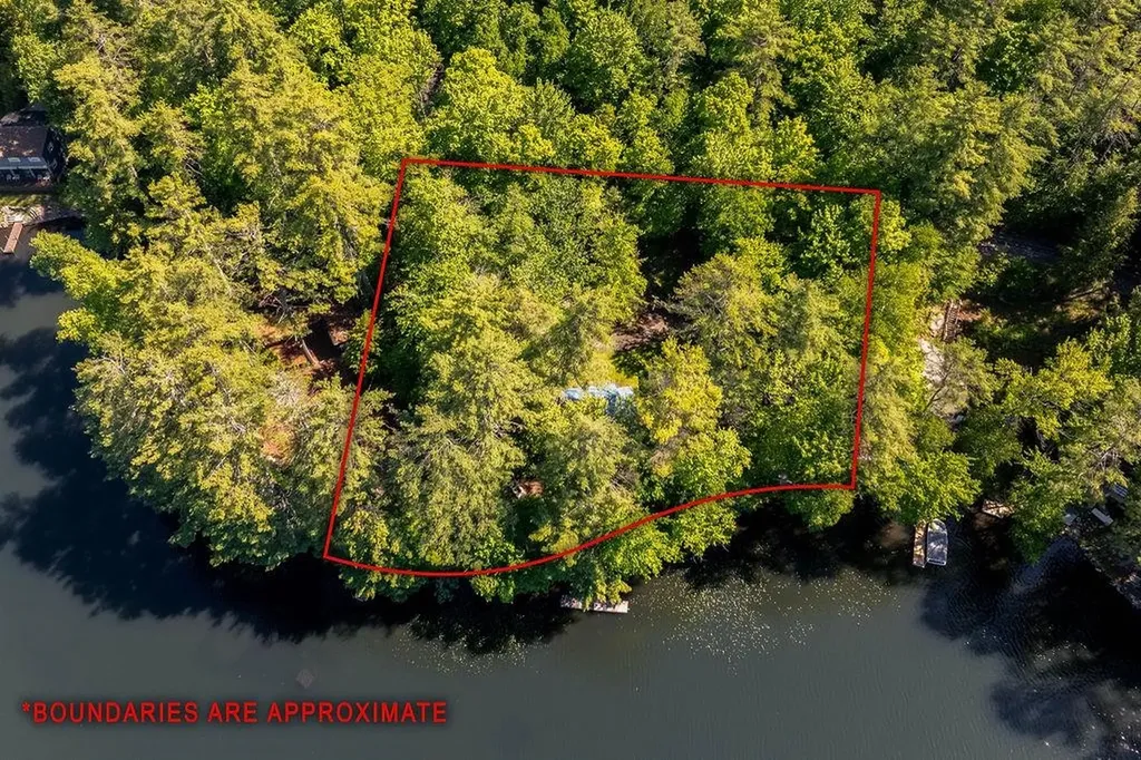 49/51 Northshore Road Sunapee NH 03782