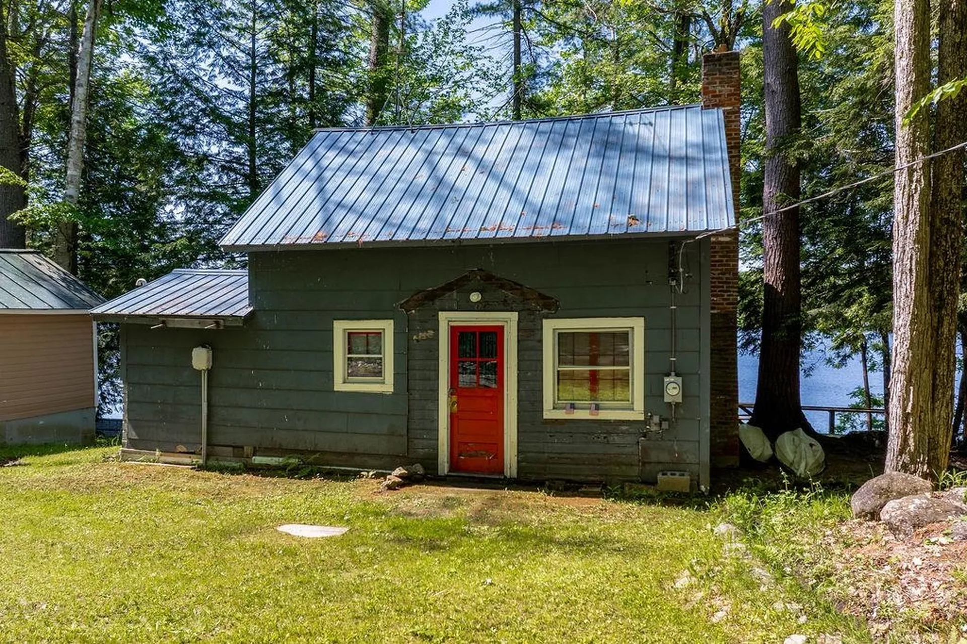 49/51 Northshore Road Sunapee NH 03782