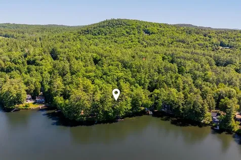 49/51 Northshore Road Sunapee NH 03782