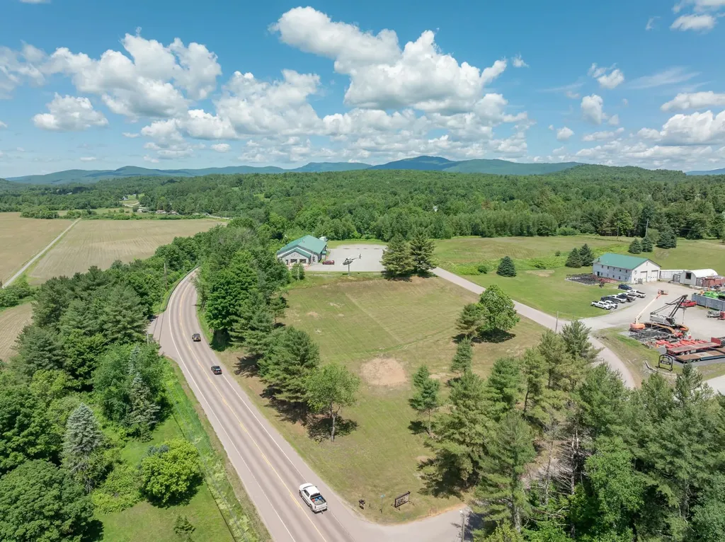 00 Vfw Drive Hyde Park VT 05655