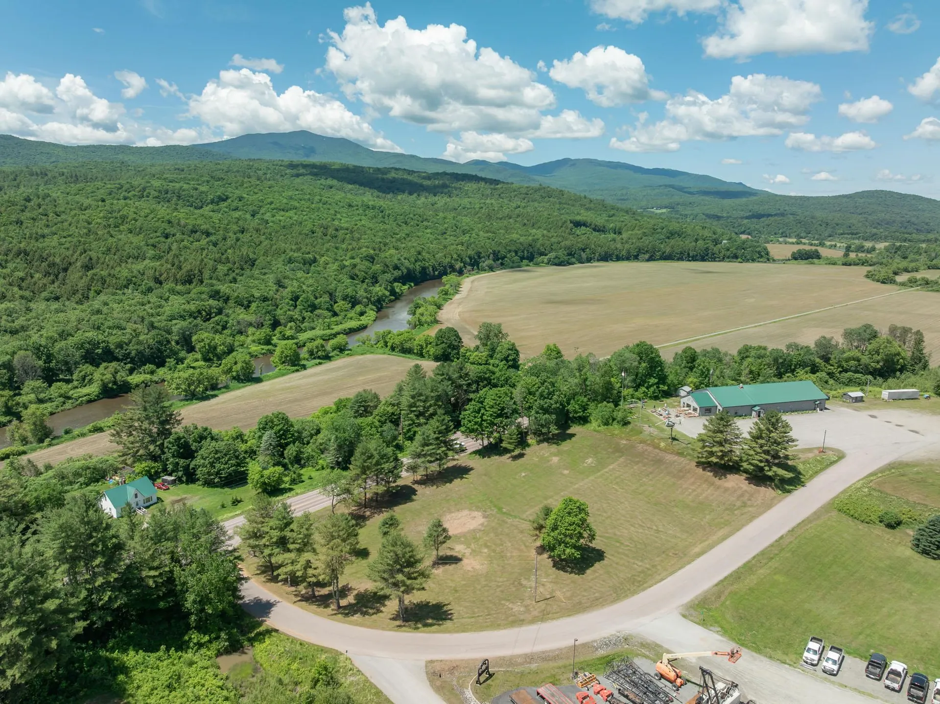 00 Vfw Drive Hyde Park VT 05655