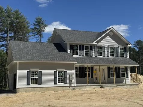 112 South Road Londonderry NH 03053