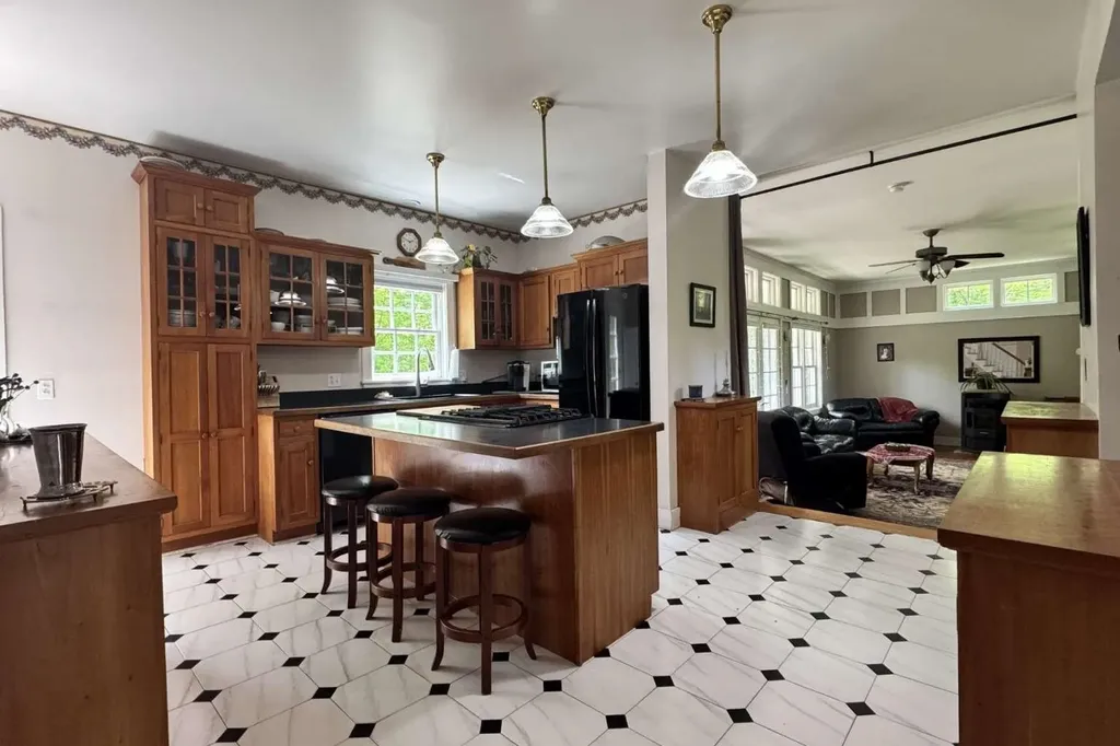 60 Lyman Drive Williston VT 05495