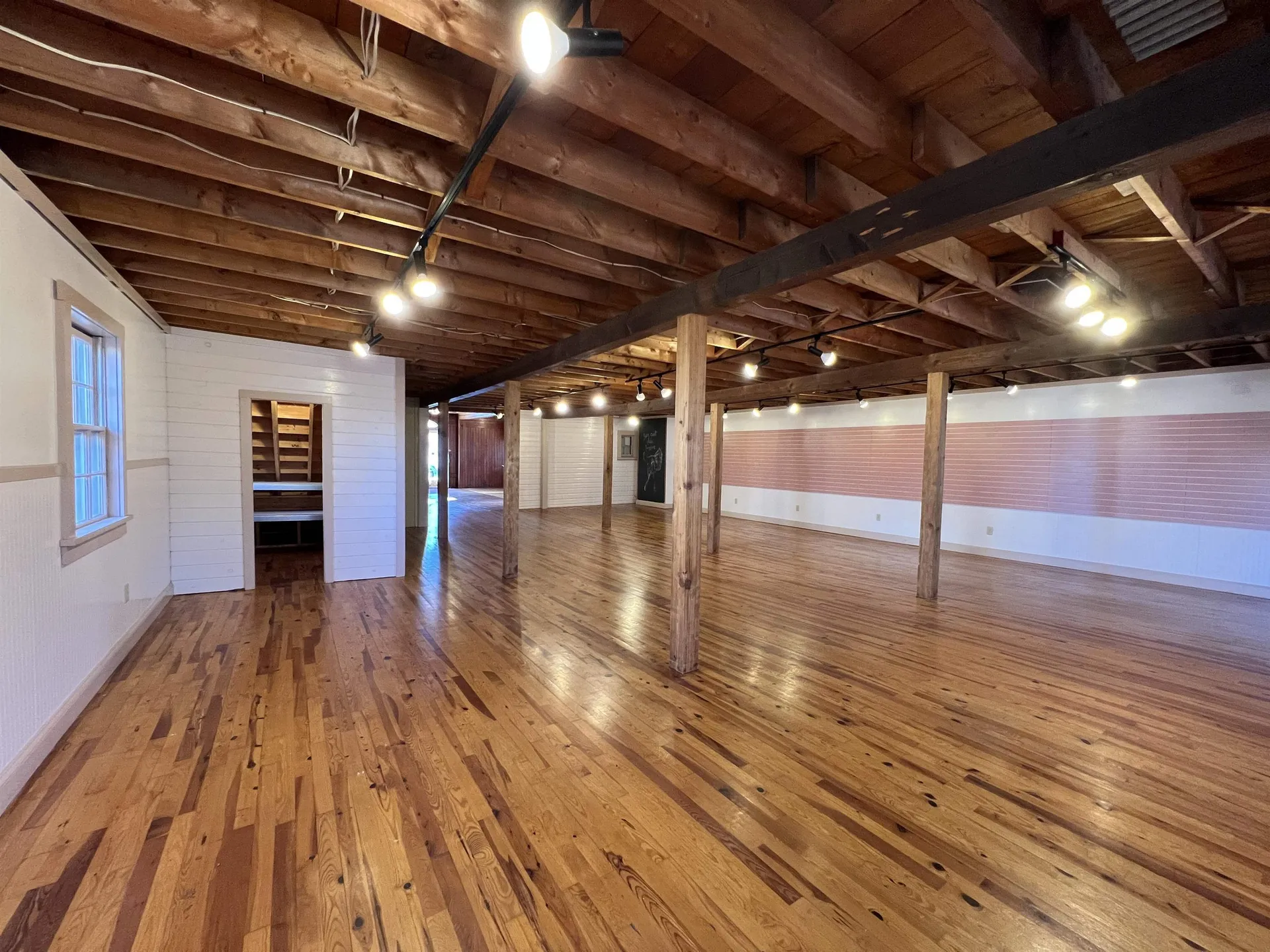 80 Lafayette Road Hampton Falls NH 03844