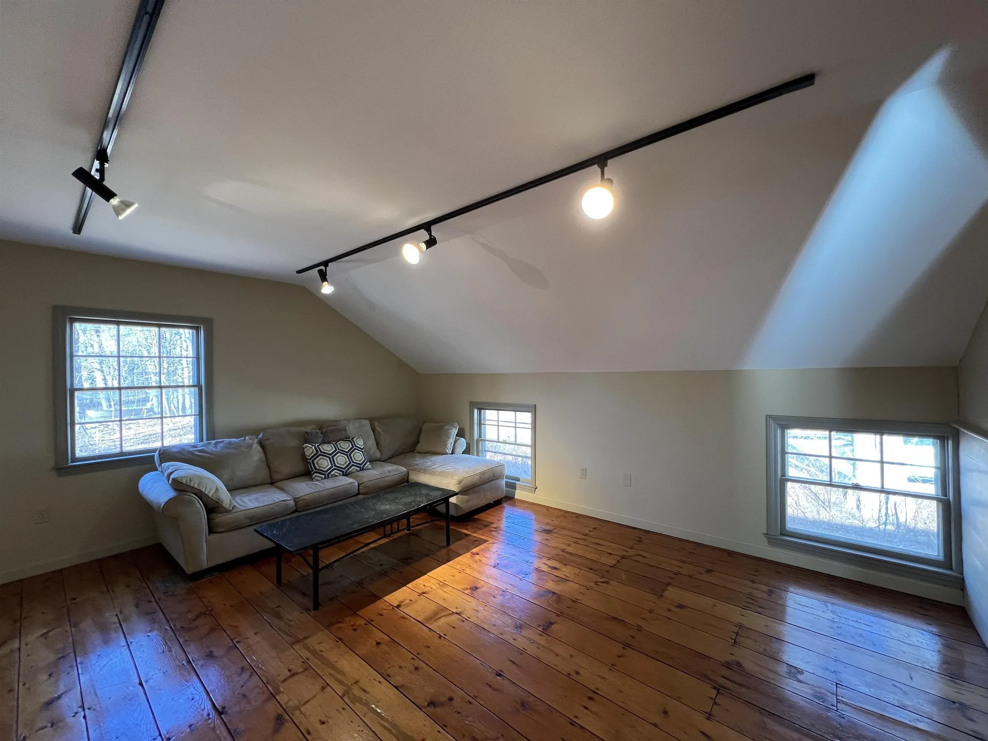 80 Lafayette Road Hampton Falls NH 03844