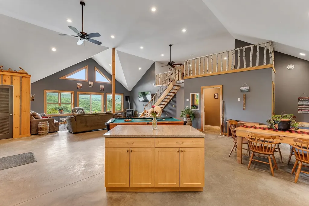 485 Smith Road Fayston VT 05660