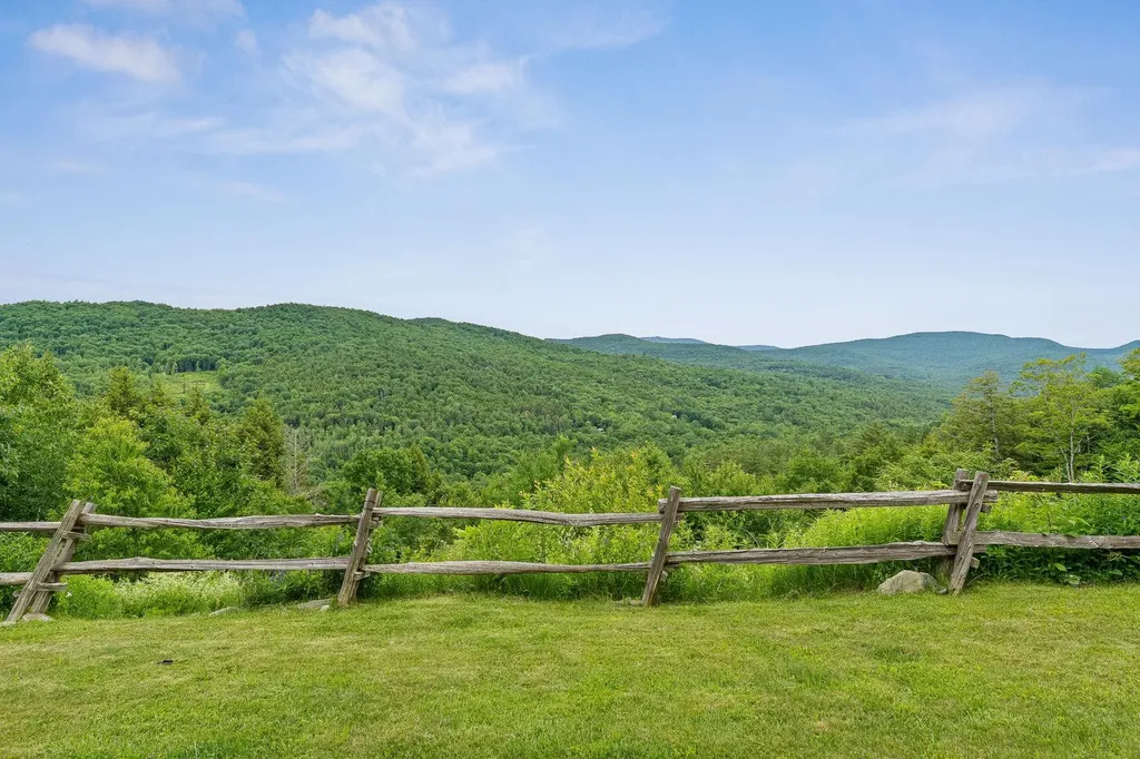 485 Smith Road Fayston VT 05660