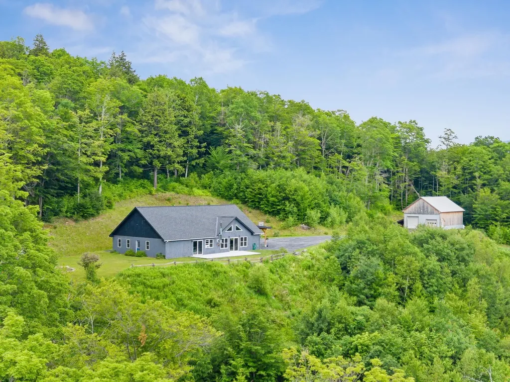 485 Smith Road Fayston VT 05660