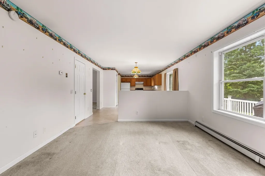 51 Rockland Road Weare NH 03281
