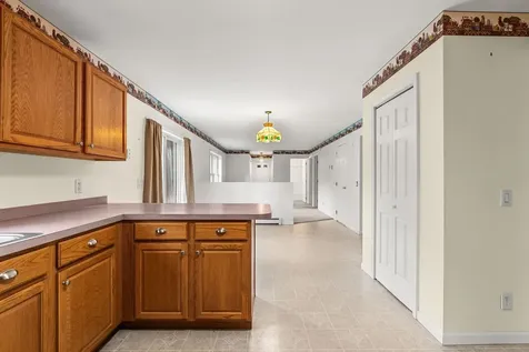 51 Rockland Road Weare NH 03281