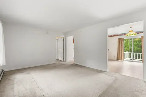 51 Rockland Road Weare NH 03281