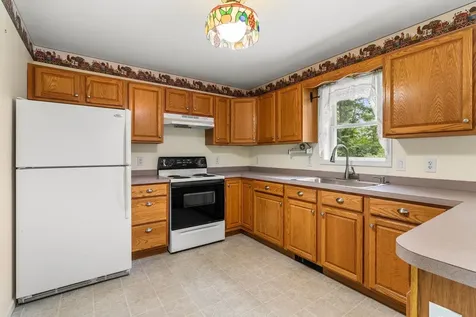 51 Rockland Road Weare NH 03281