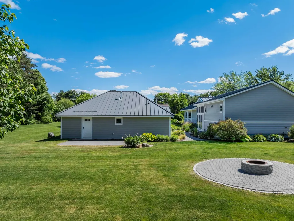 384 Winnacunnet Road Hampton NH 03842