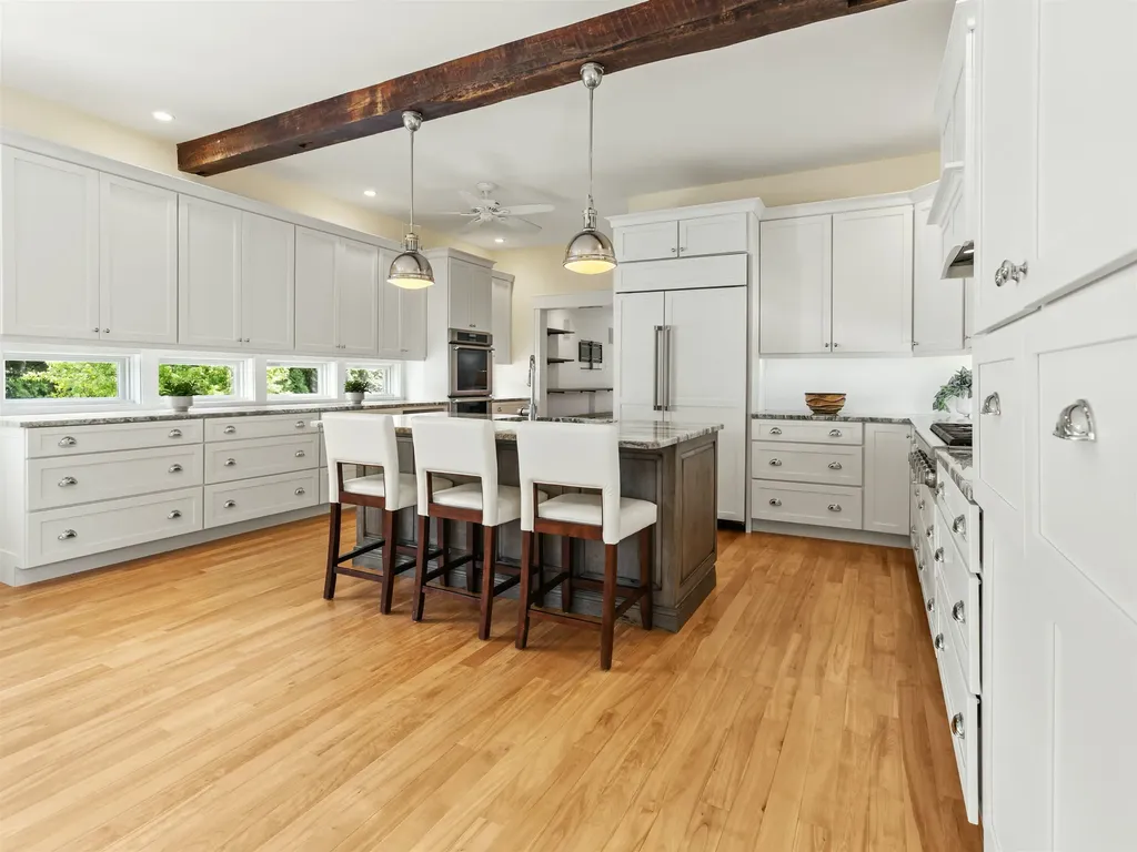 384 Winnacunnet Road Hampton NH 03842