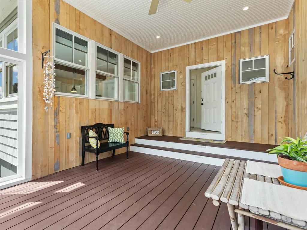 384 Winnacunnet Road Hampton NH 03842