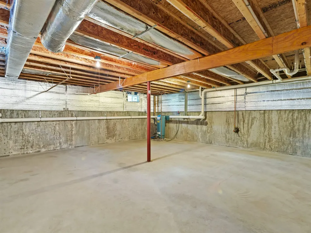 384 Winnacunnet Road Hampton NH 03842