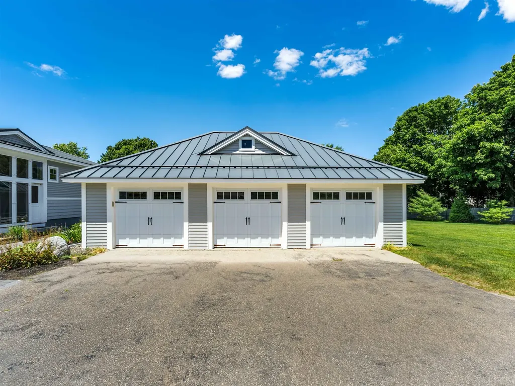 384 Winnacunnet Road Hampton NH 03842