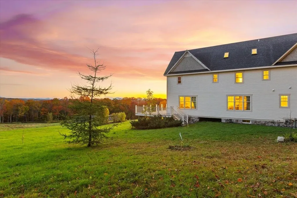 400 Green Bay Loop Peacham VT 05862