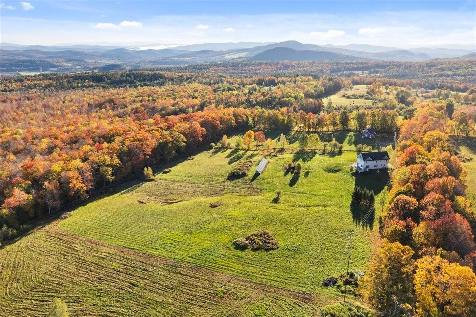 400 Green Bay Loop Peacham VT 05862