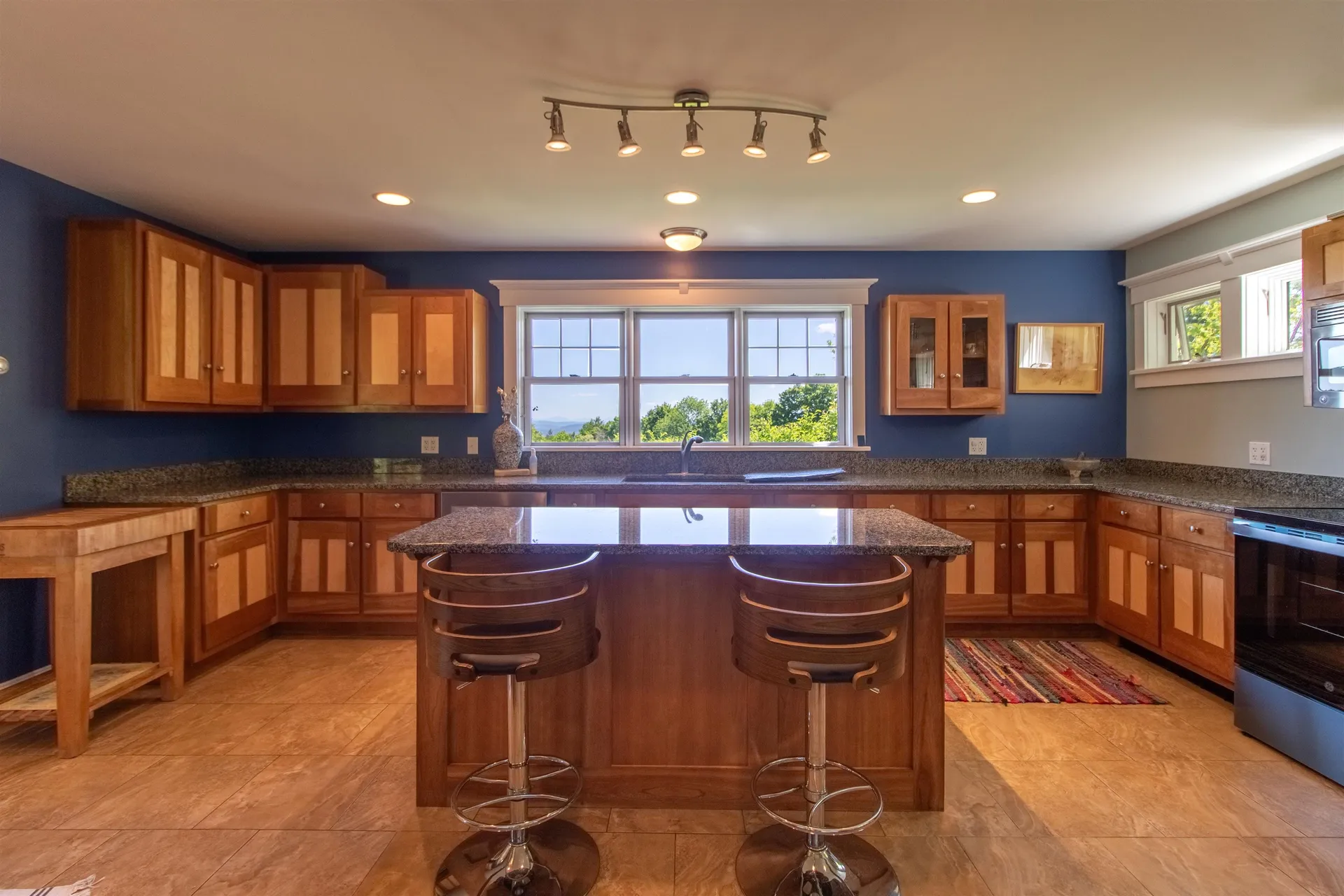 400 Green Bay Loop Peacham VT 05862