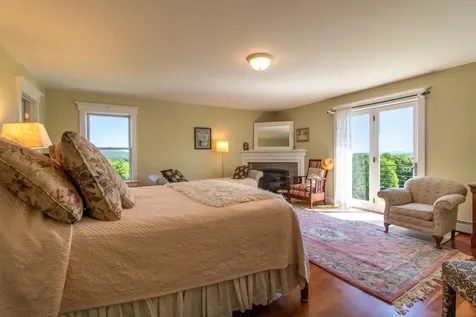 400 Green Bay Loop Peacham VT 05862