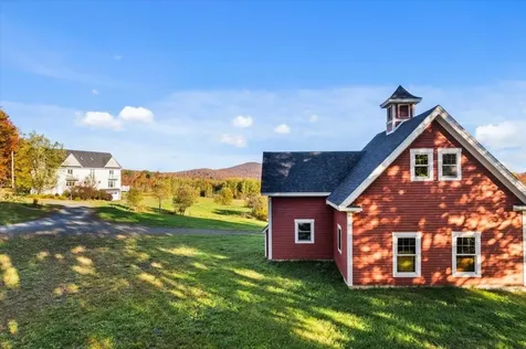 400 Green Bay Loop Peacham VT 05862