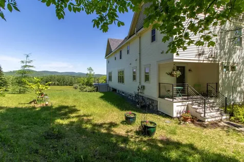 400 Green Bay Loop Peacham VT 05862